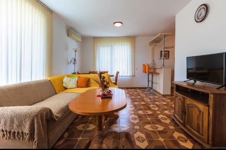 Duplex Apartments Sveti Vlas Exterior photo